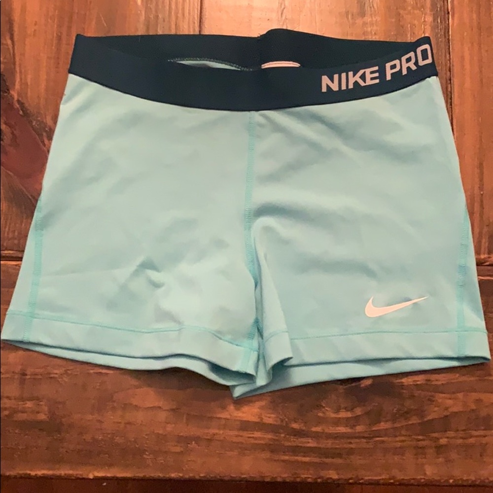 Nike women’s workout shorts teal dri-fit large